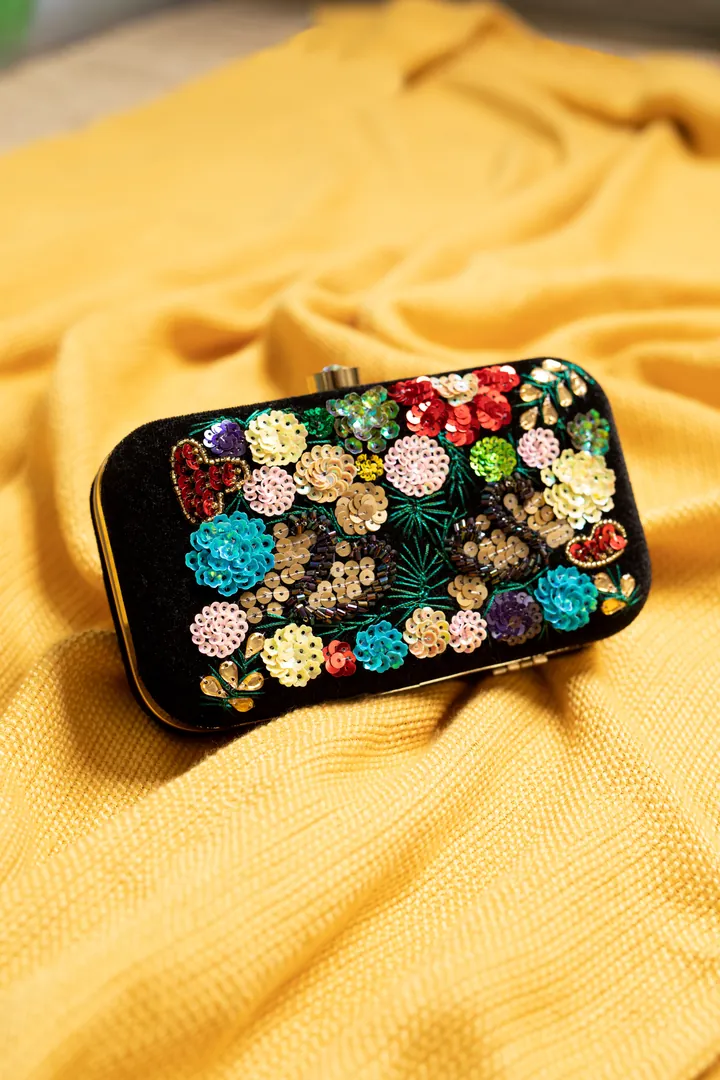 E-commerce: Embellished clutch. Product image, retouching by Mohammed Yasin.