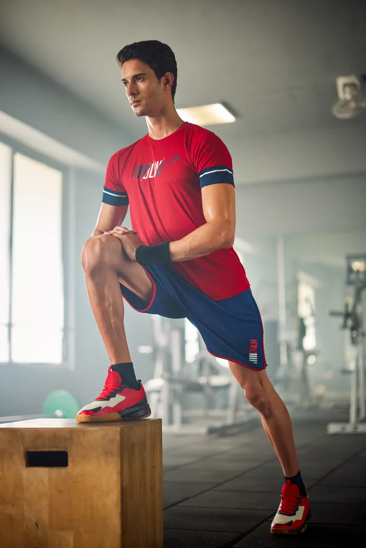Gym step-up. Fashion image, retouching by Mohammed Yasin.